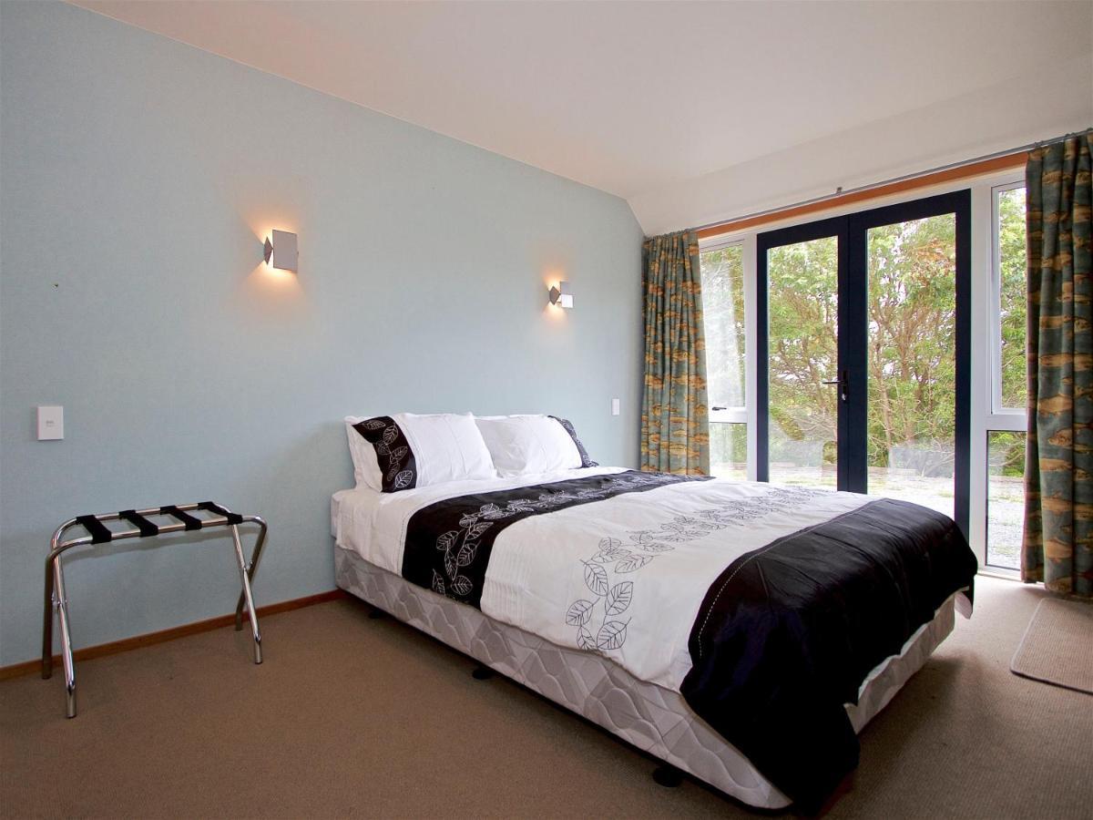 Ducks Crossing - Ohakune Holiday Home ภายนอก รูปภาพ