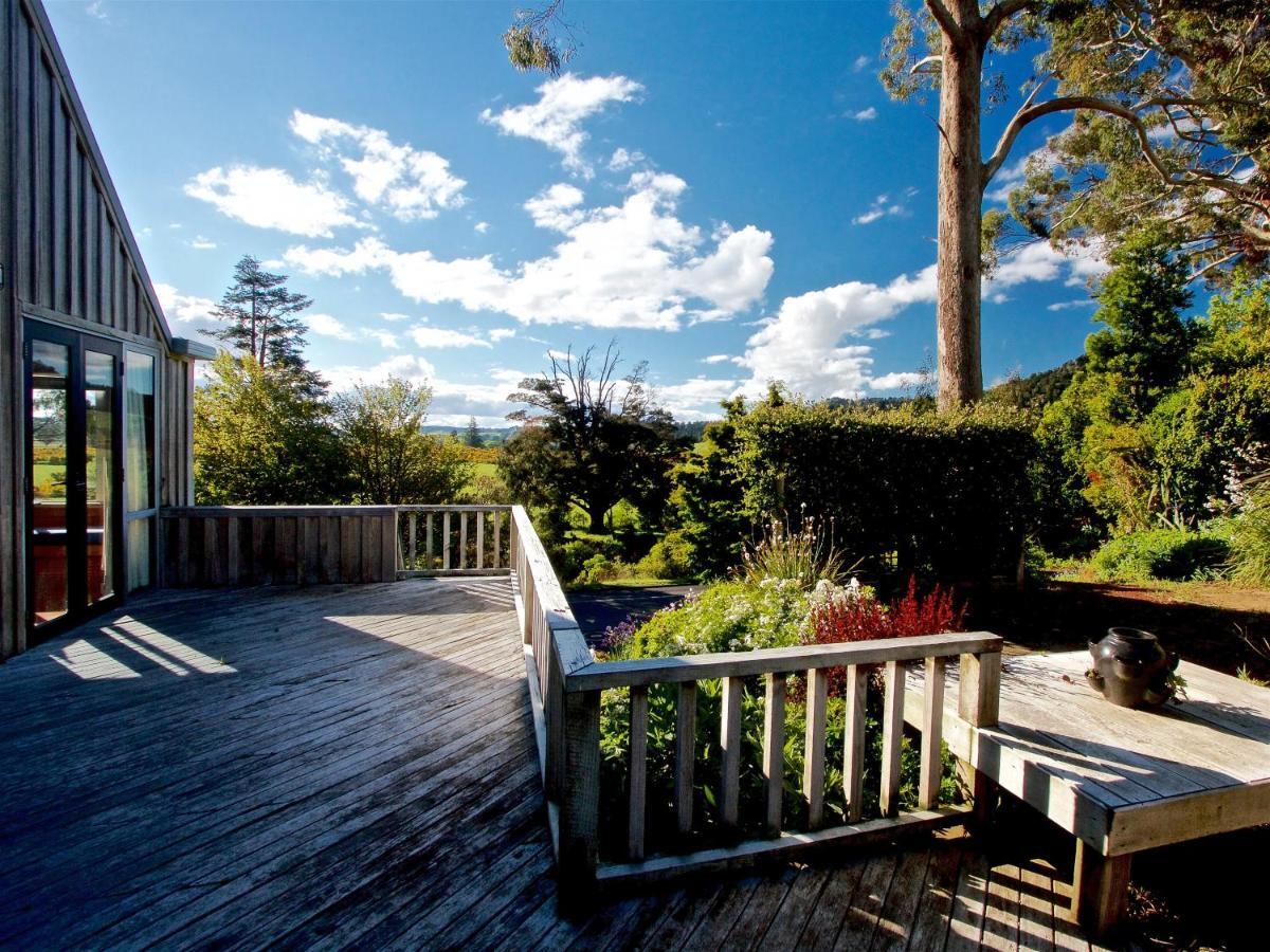 Ducks Crossing - Ohakune Holiday Home ภายนอก รูปภาพ